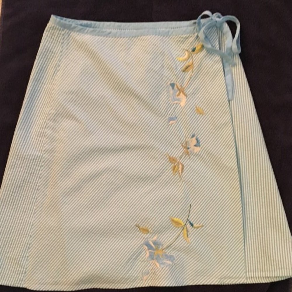 Context Sear Sucker Wrap Skirt - Size 8